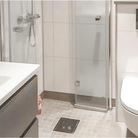 Дом отдыха 4 Bedroom Beautiful In