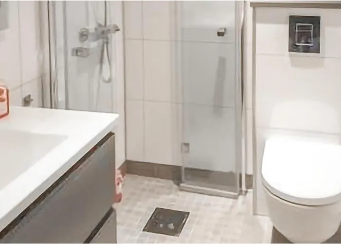 Ferienhaus 4 Bedroom Beautiful In